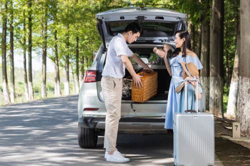 汽車后備箱怎么打開 汽車后備箱打開方法介紹