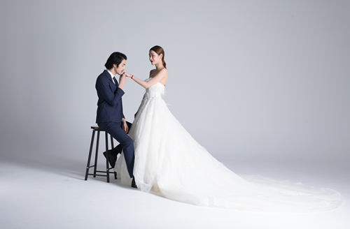 2019年4月28日結(jié)婚好嗎 4月28日適合結(jié)婚嗎