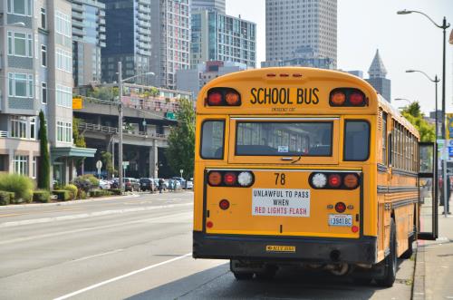 不避讓校車一次扣幾分 不避讓校車如何處罰