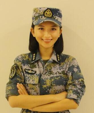 火藍刀鋒沈鴿扮演者李依玲個人資料