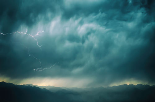 夢見大暴雨是什么意思