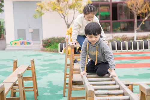 選幼兒園優(yōu)先考慮什么?幼兒園首選因素!