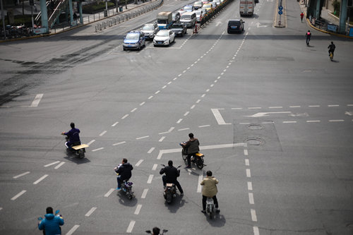 周三深圳交警全軍出擊!嚴查未備案超標電動車