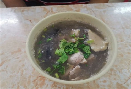 這家潮汕小食店 靠一碗柯香飯抓住多少人的胃