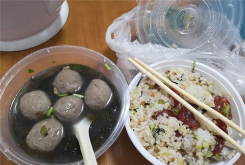 這家潮汕小食店 靠一碗柯香飯抓住多少人的胃