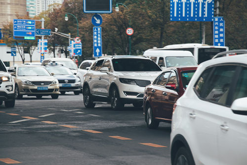 學校門口易堵車!深圳多部門聯(lián)動出妙招