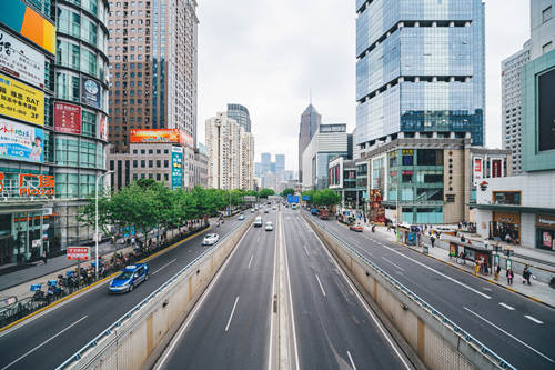 過馬路有新通道!深南和平路口這樣過街更方便