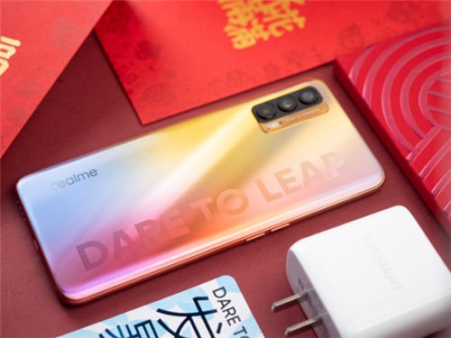 realmeV15和realme x7pro哪個(gè)更好 哪個(gè)值得買(mǎi)