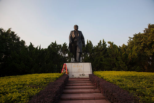 蓮花山公園山頂廣場恢復(fù)開放了嗎